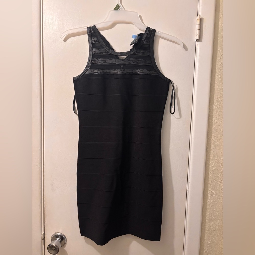 Elegant Black Sleeveless Dress